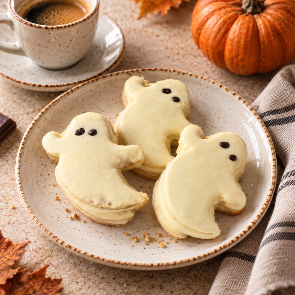 Italian Halloween White Ghost Biscuits on a plate